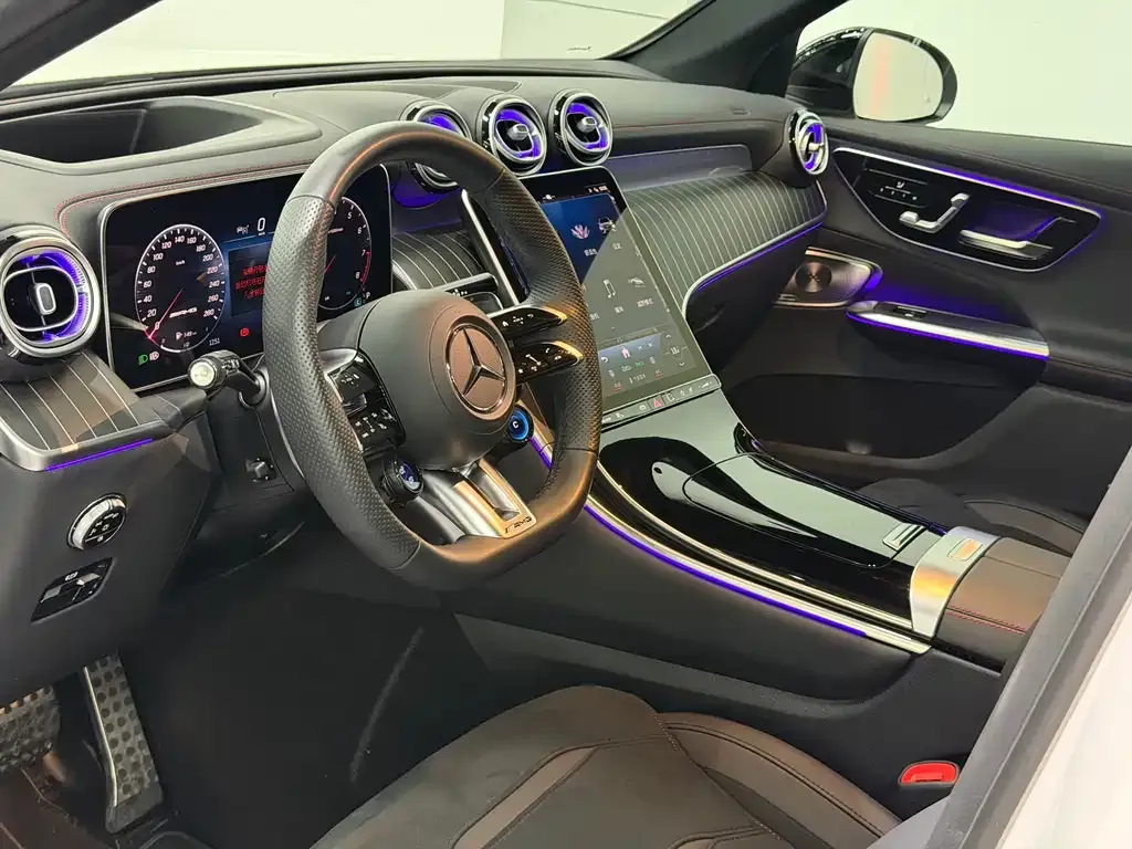 Mercedes-Benz GLC AMG — фото 8