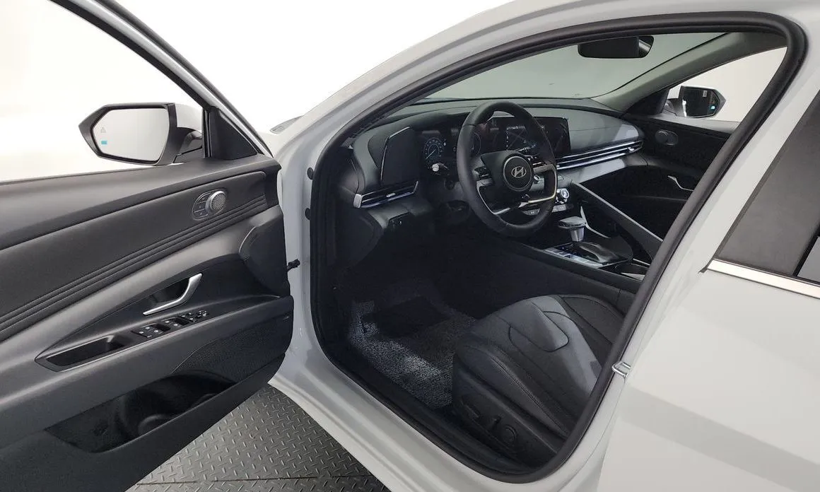 Hyundai AVANTE 2026 из KR, фото 6