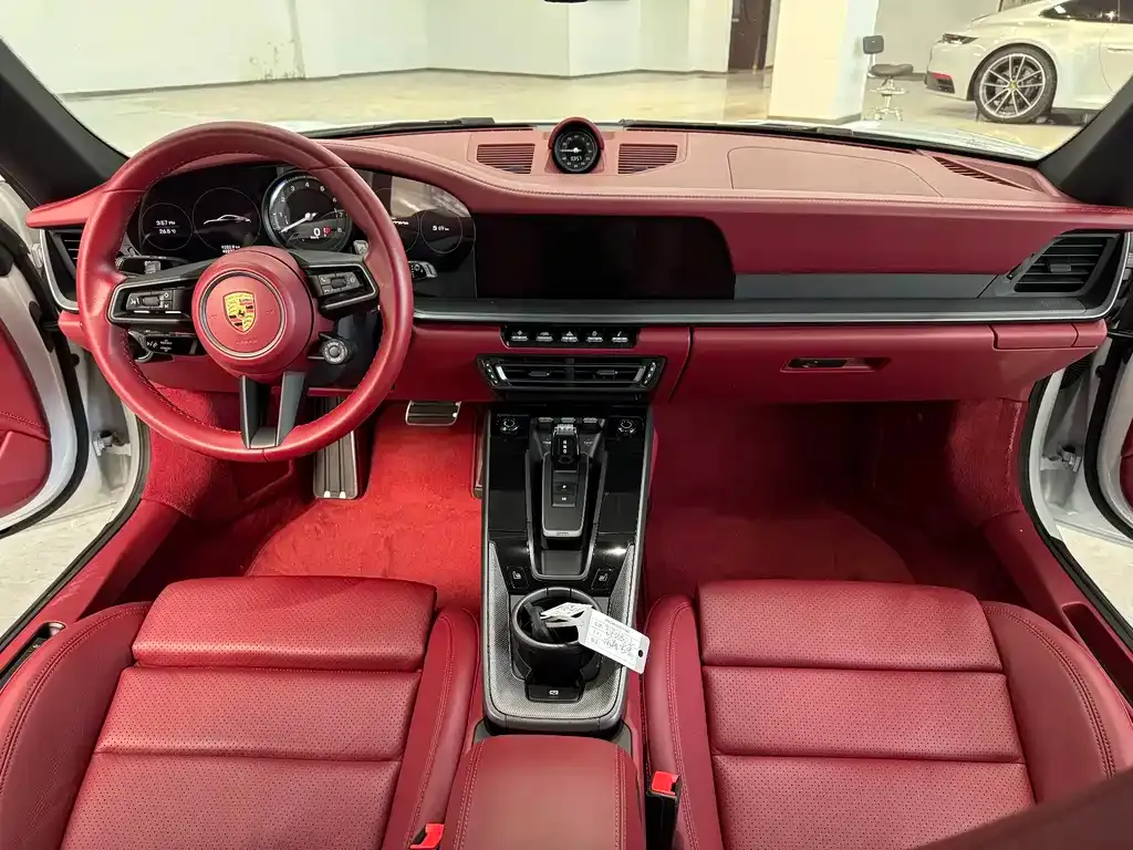 Porsche 911 2021 из CN, фото 6