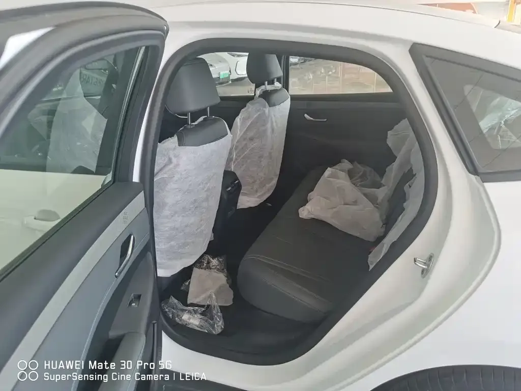 BYD Qin PLUS 2026 из CN, фото 10