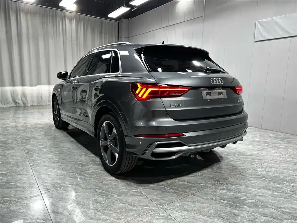 Audi Q3 — фото 9