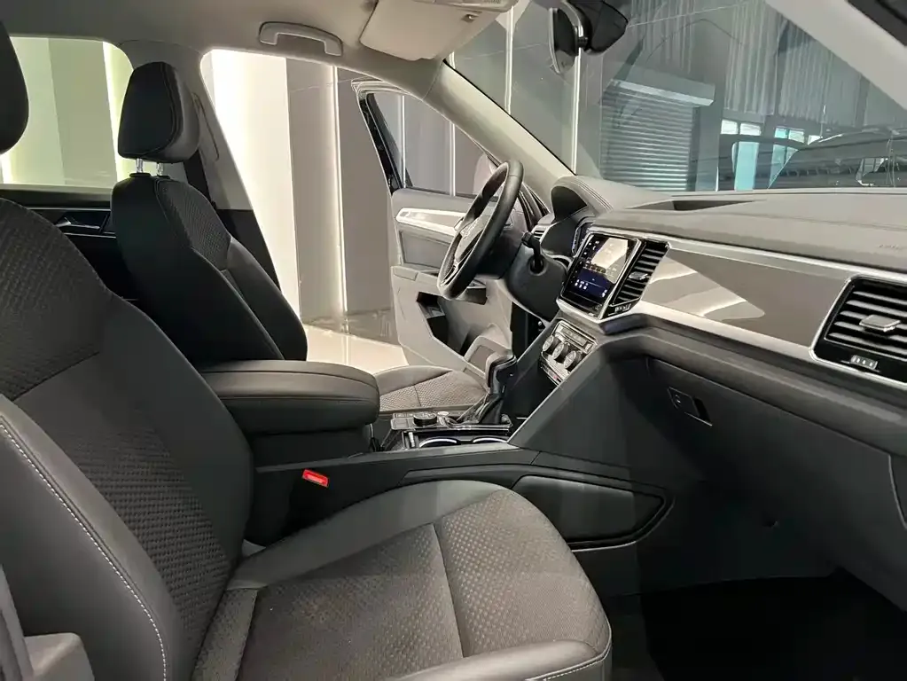 Volkswagen Teramont X 2021 из CN, фото 5