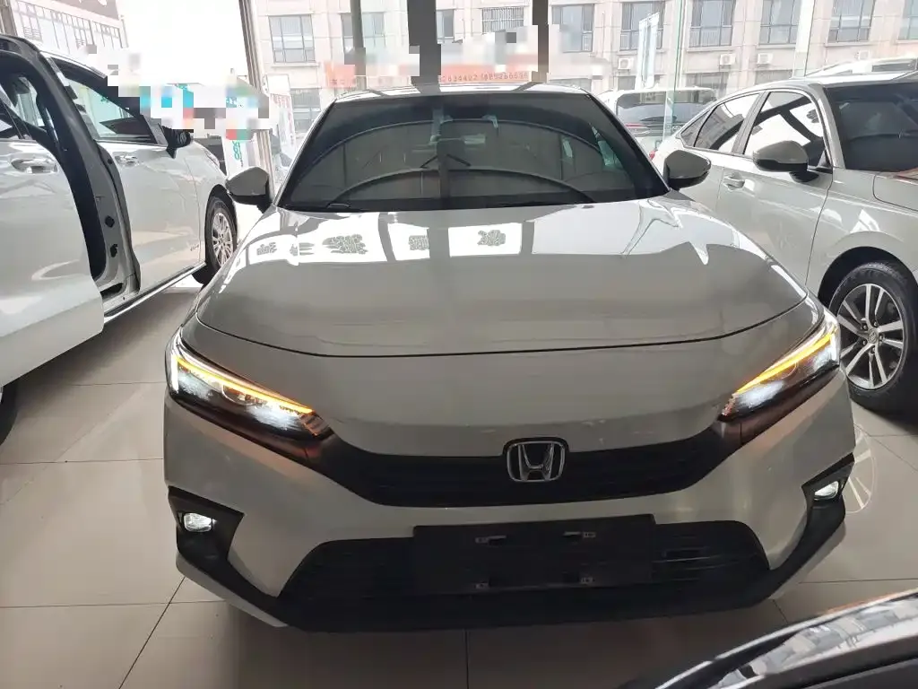 Honda Civic — фото 10