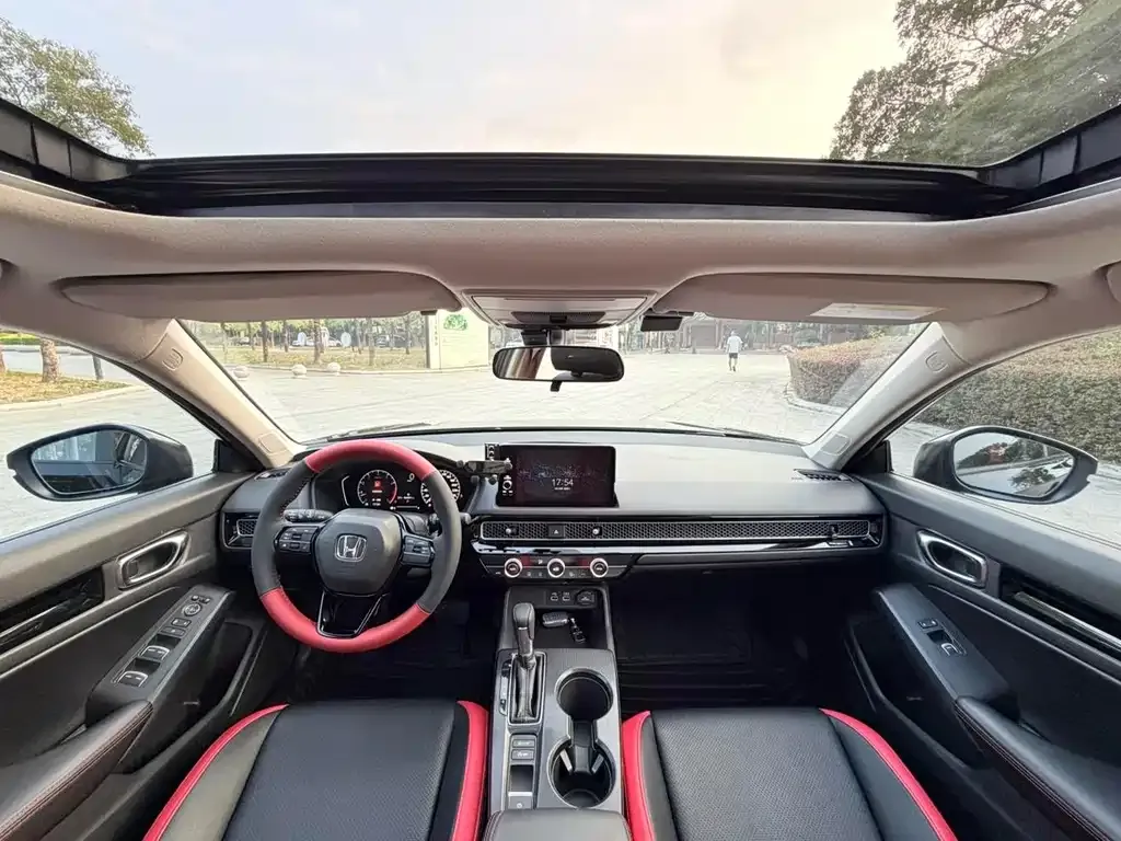 Honda Civic — фото 7