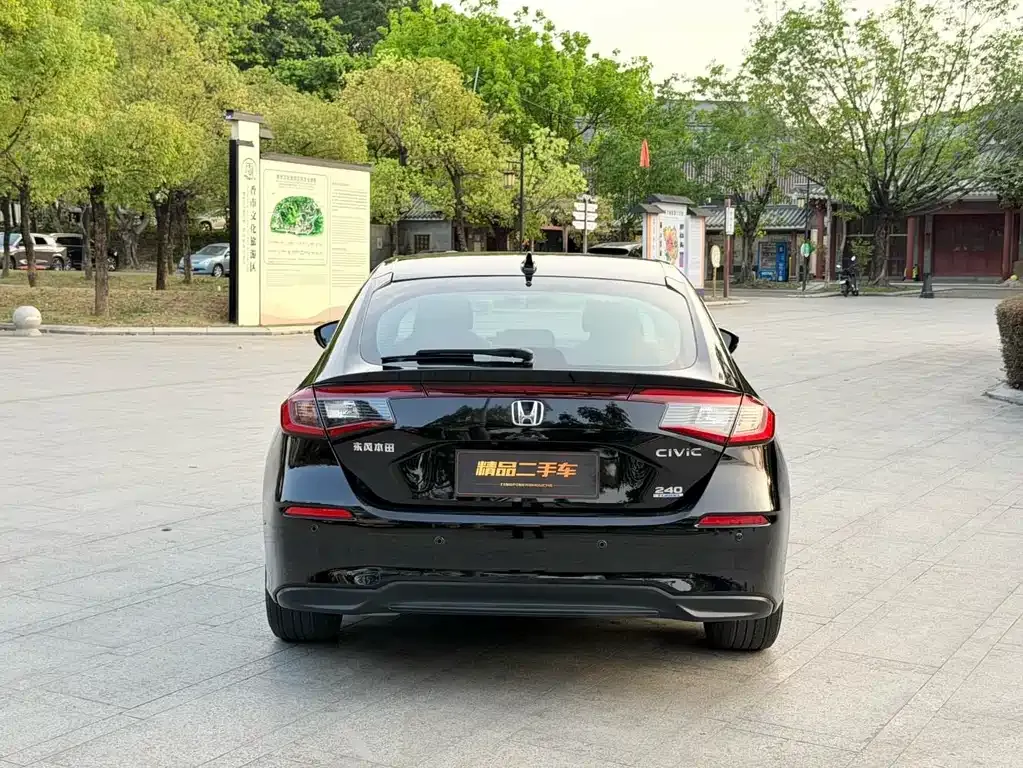 Honda Civic — фото 9