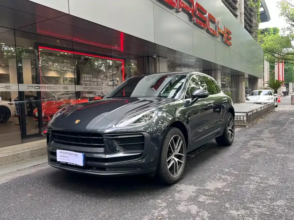 Porsche Macan — фото 1