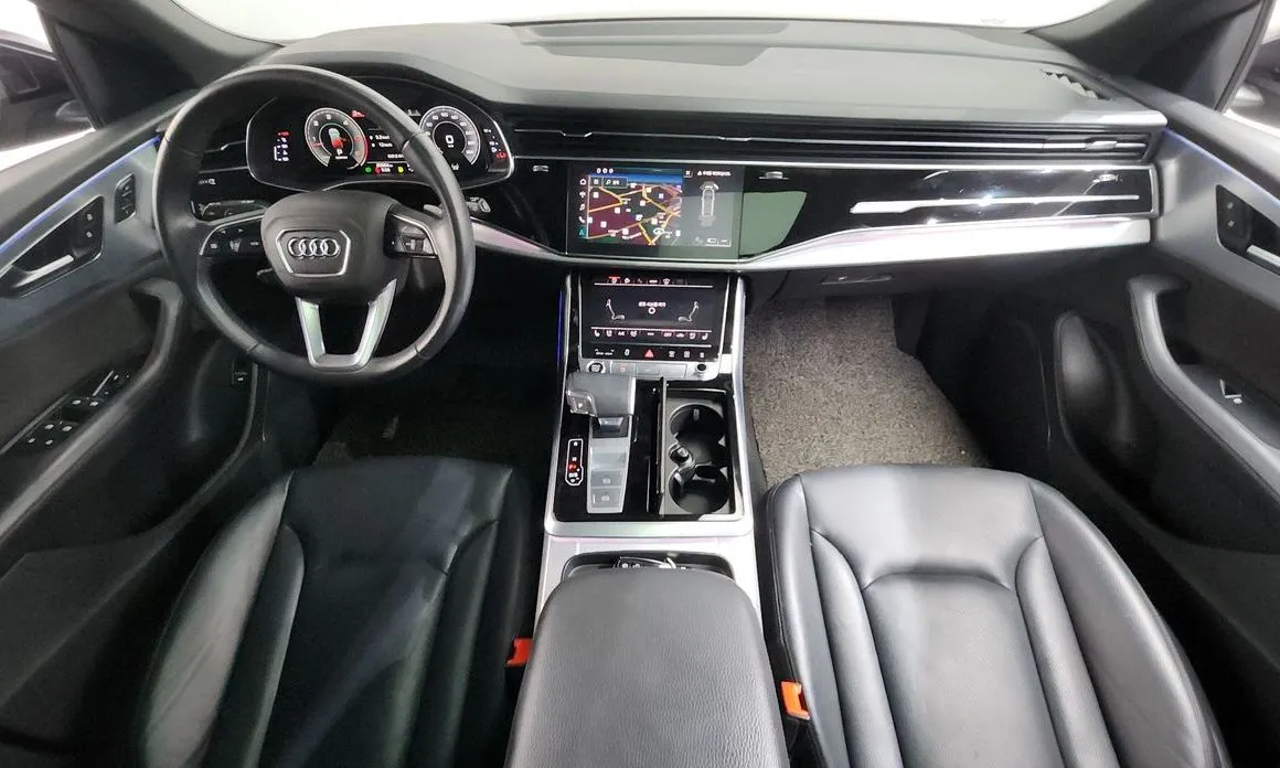 Audi Q8 2021 из KR, фото 10