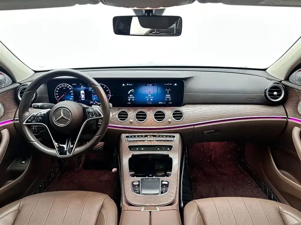 Mercedes-Benz E-Class — фото 5