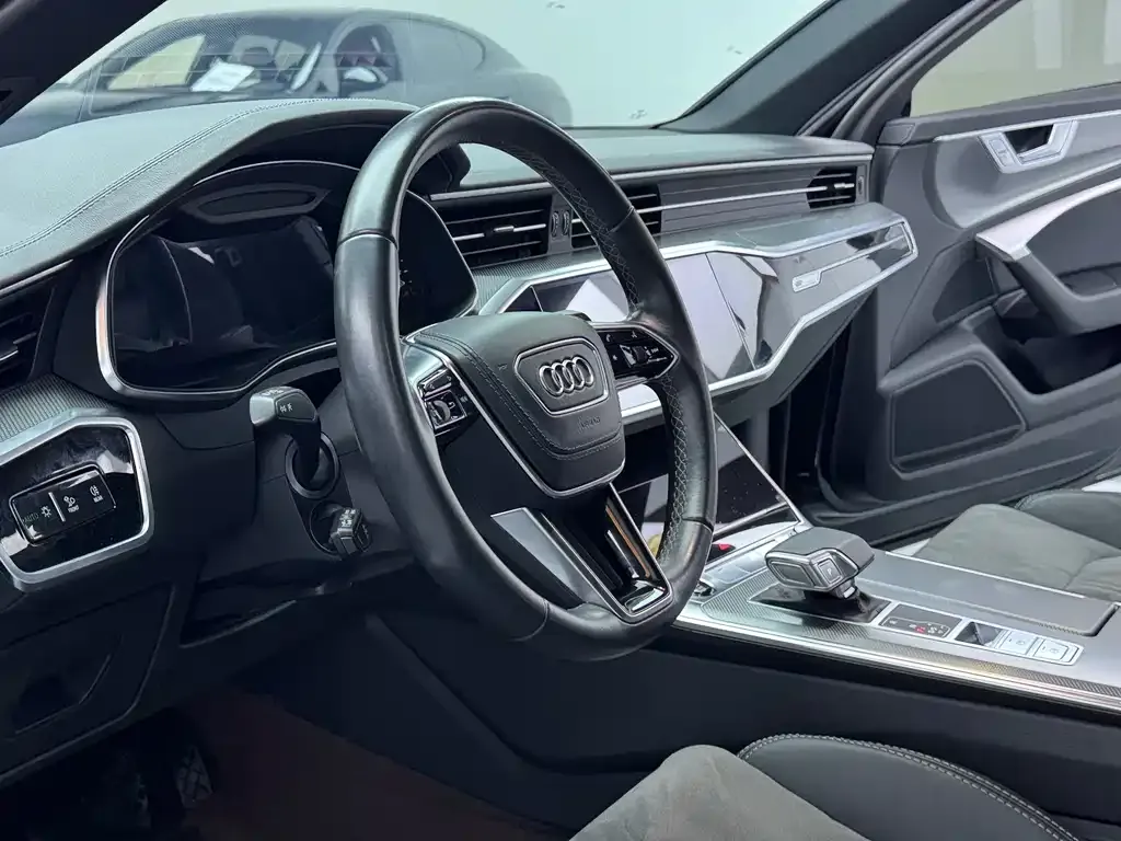 Audi A6L 2023 из CN, фото 10