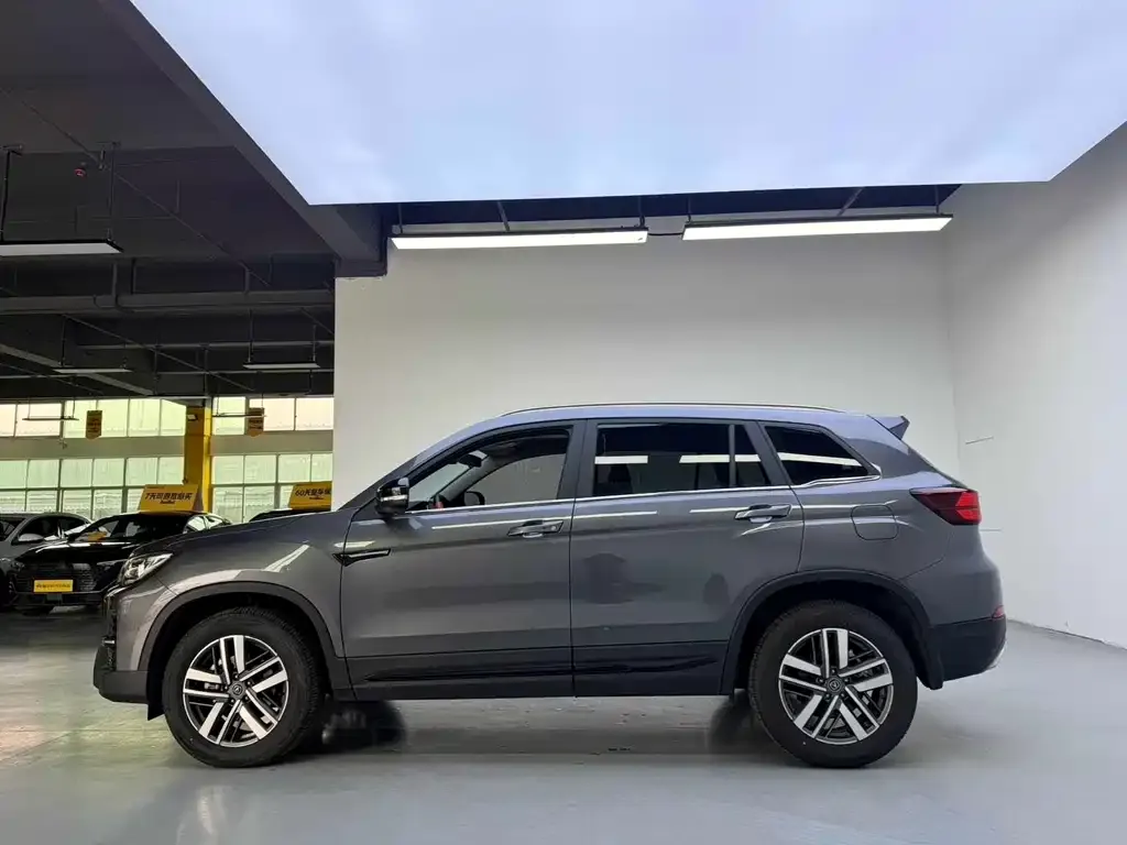 Changan CS75 2025 из CN, фото 3