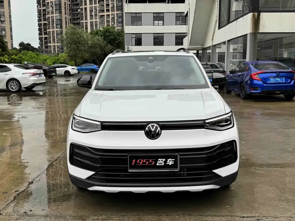Volkswagen Tharu — фото 2