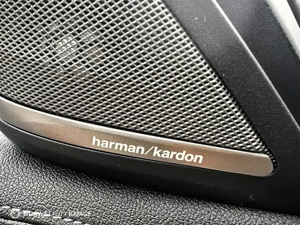BMW 5 Series — фото 4