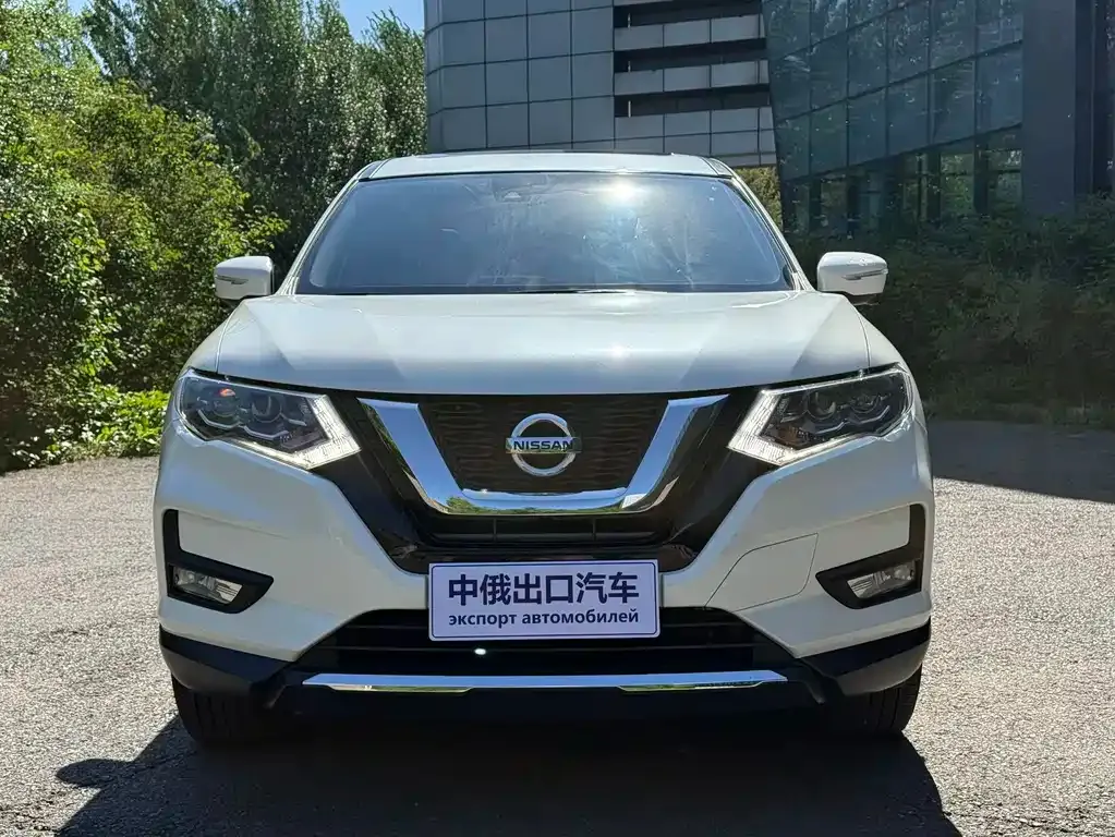 Nissan X-Trail — фото 6