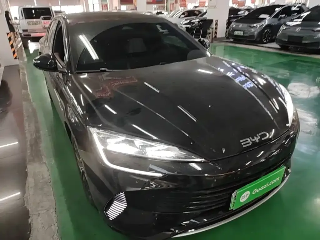 BYD Seal — фото 3