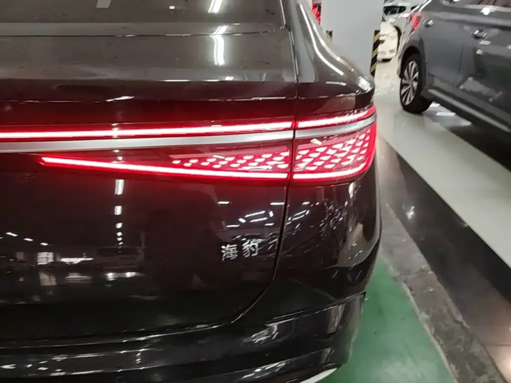 BYD Seal — фото 6