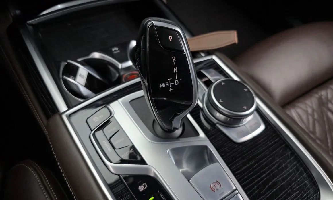 BMW 7-Series 2021 из KR, фото 8