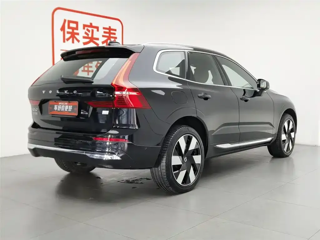 Volvo XC60 PHEV 2024 из CN, фото 4