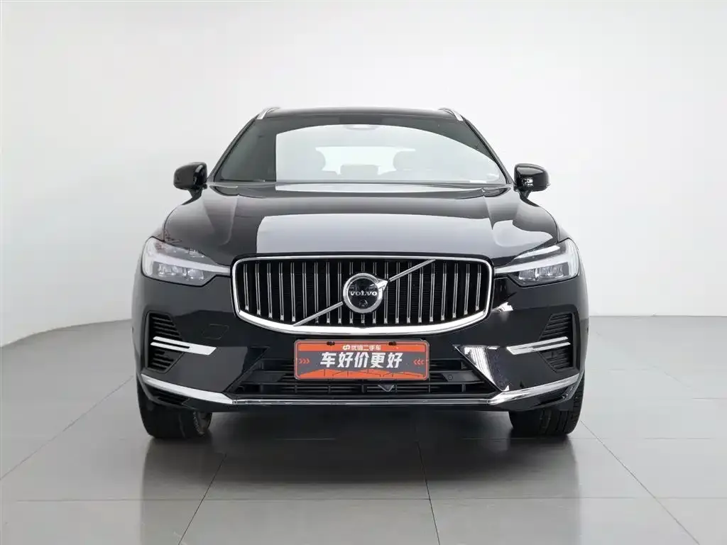 Volvo XC60 PHEV 2024 из CN, фото 3
