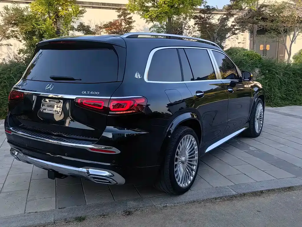 Mercedes-Benz GLS — фото 4