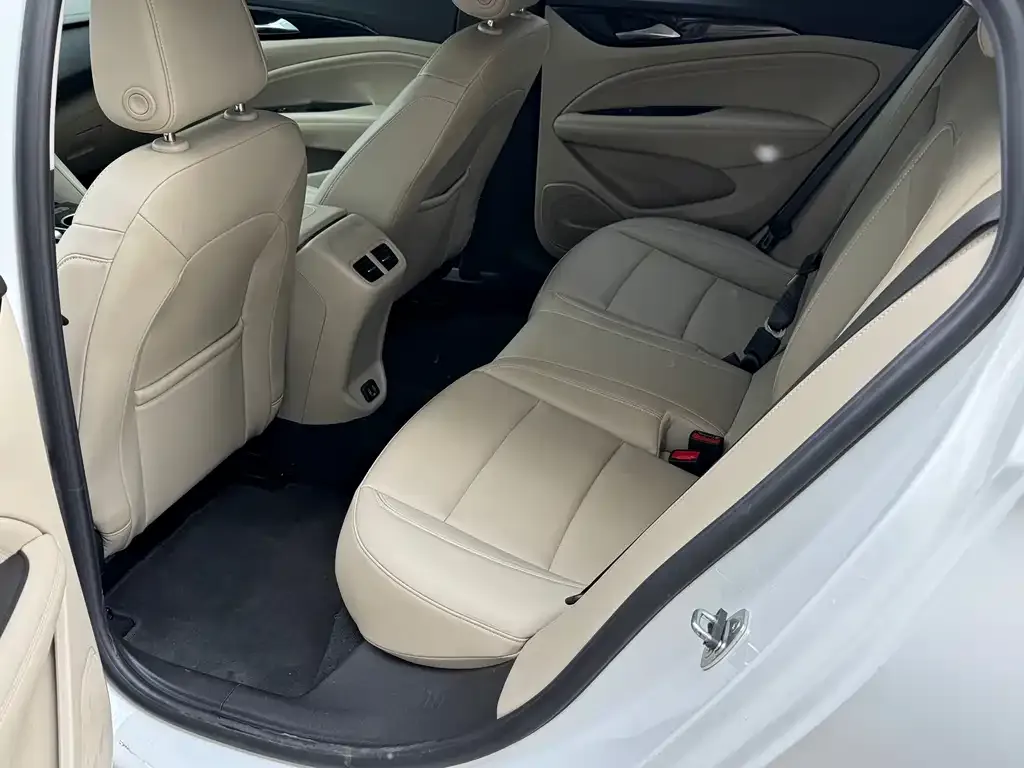 Buick Regal — фото 3