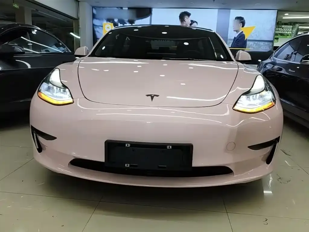 Tesla Model 3 — фото 3