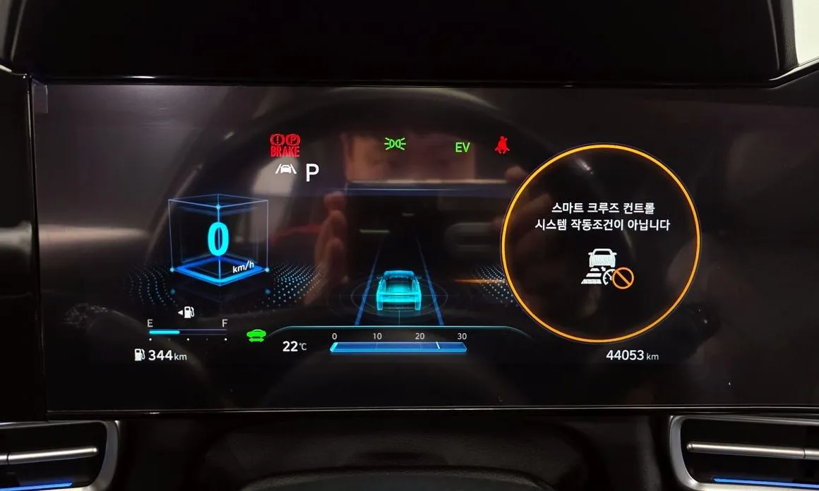 Hyundai AVANTE 2022 из KR, фото 3