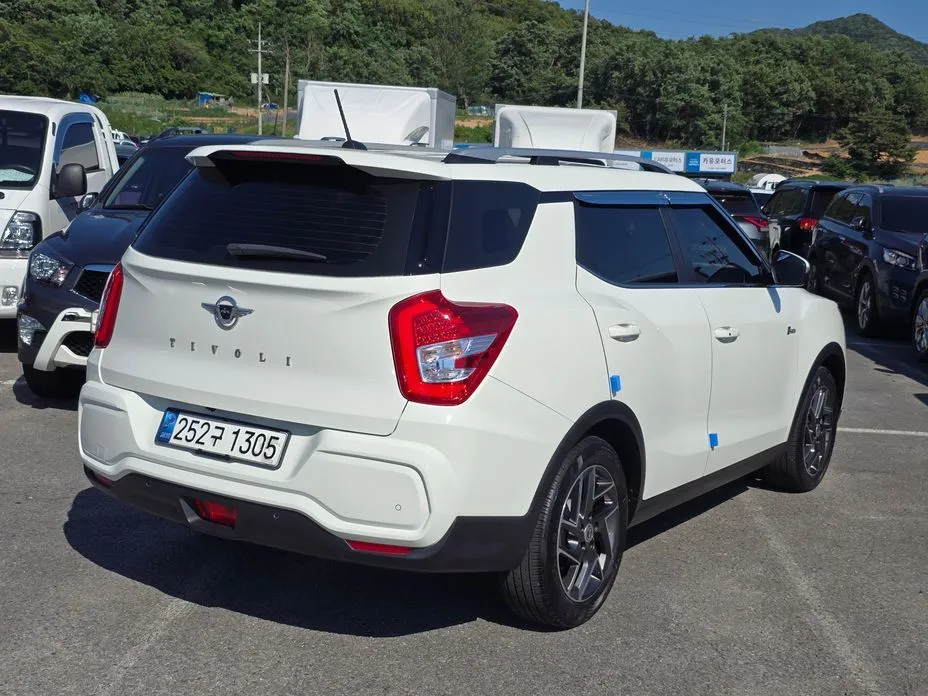 KG Mobility (Ssangyong) TIBOLI 2022 из KR, фото 6