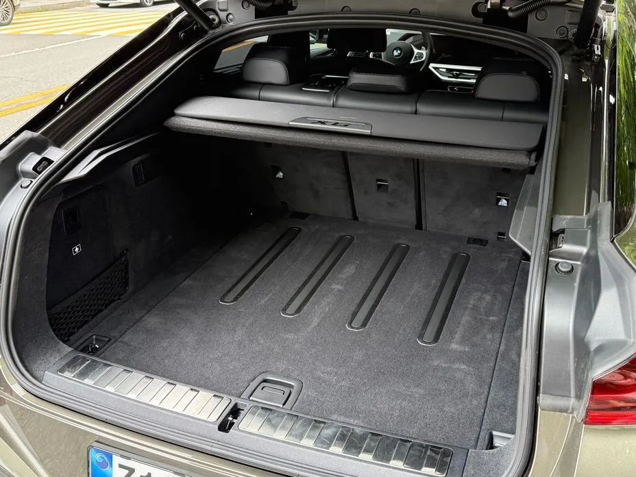 BMW X6 2026 из KR, фото 3