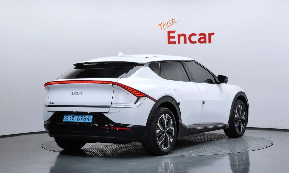 Kia EV6 — фото 7