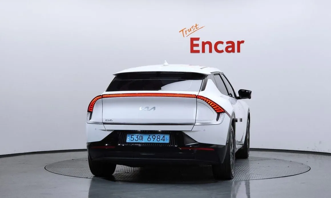 Kia EV6 — фото 2