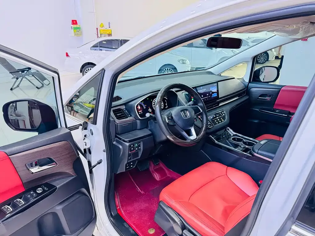 Honda Odyssey 2024 из CN, фото 8