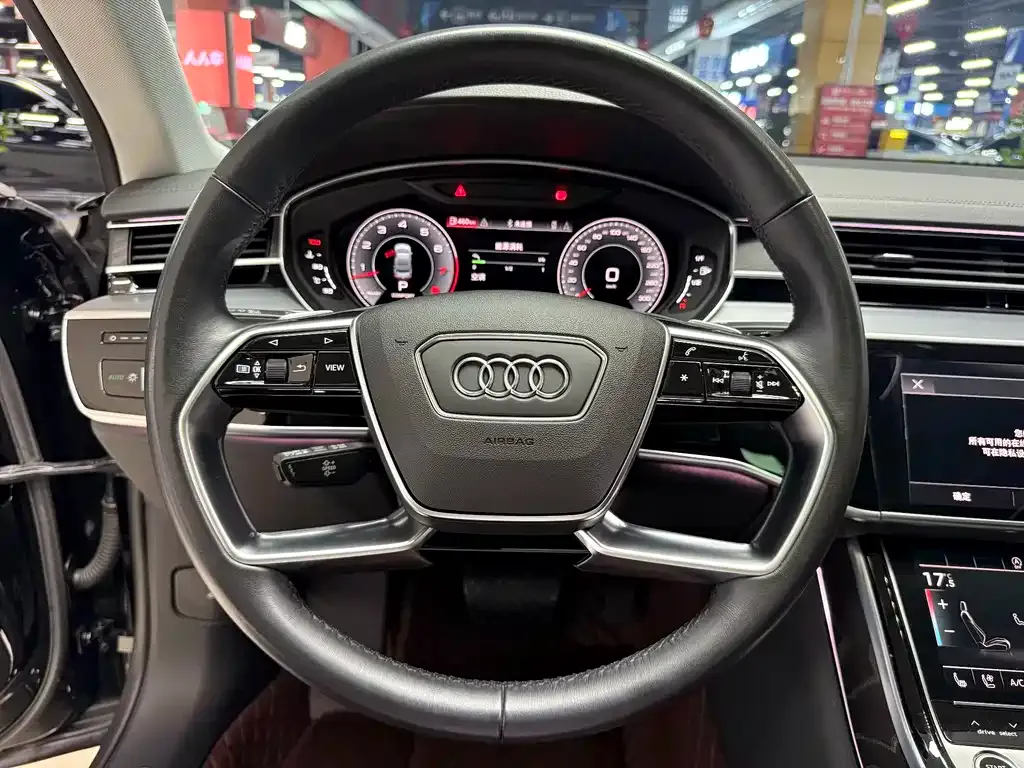 Audi A8 — фото 9