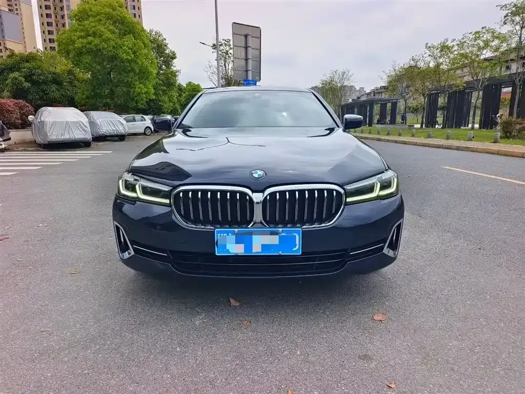 BMW 5 Series — фото 2