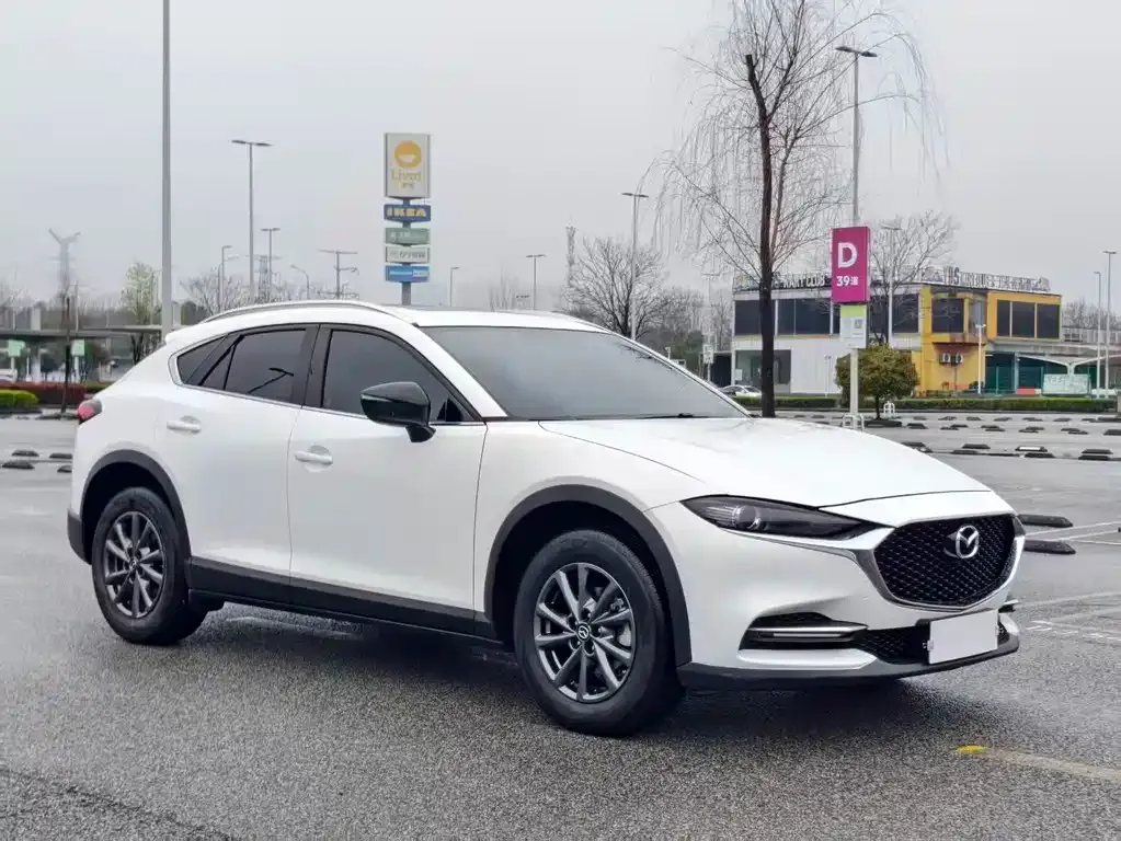 Mazda CX-4 — фото 10