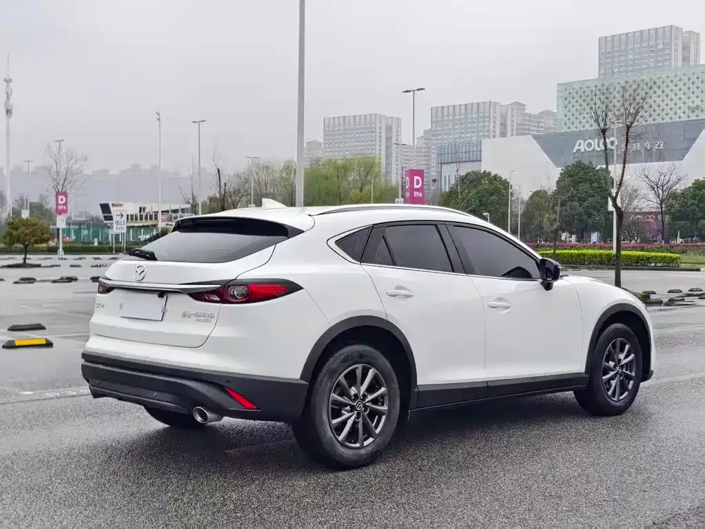 Mazda CX-4 — фото 9