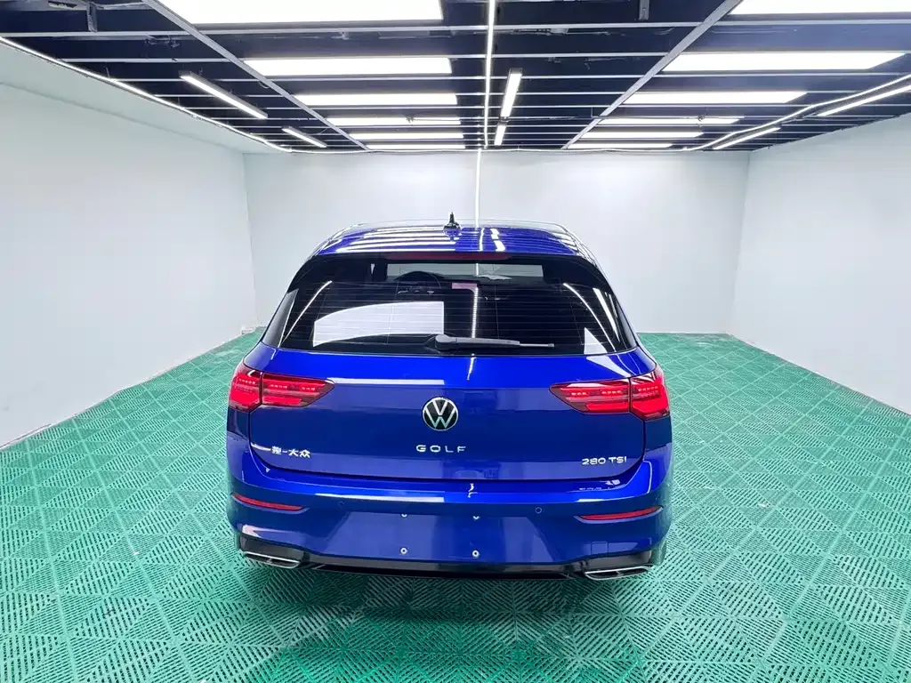 Volkswagen Golf — фото 6