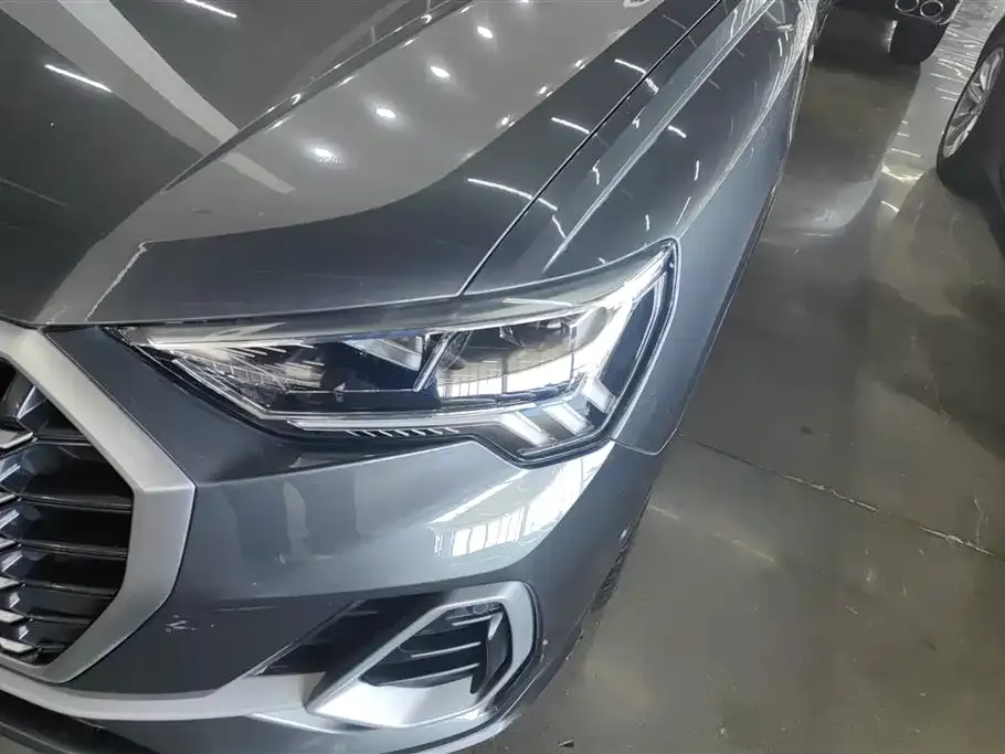 Audi Q3 — фото 4