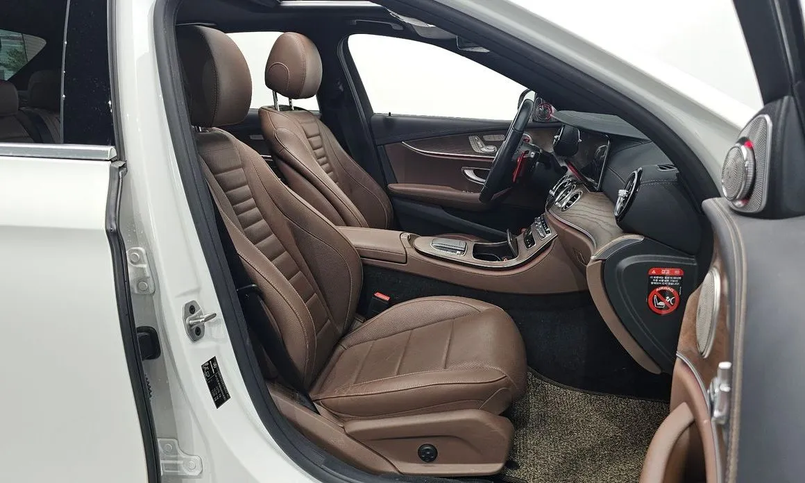 Mercedes-Benz E-Class 2021 из KR, фото 10