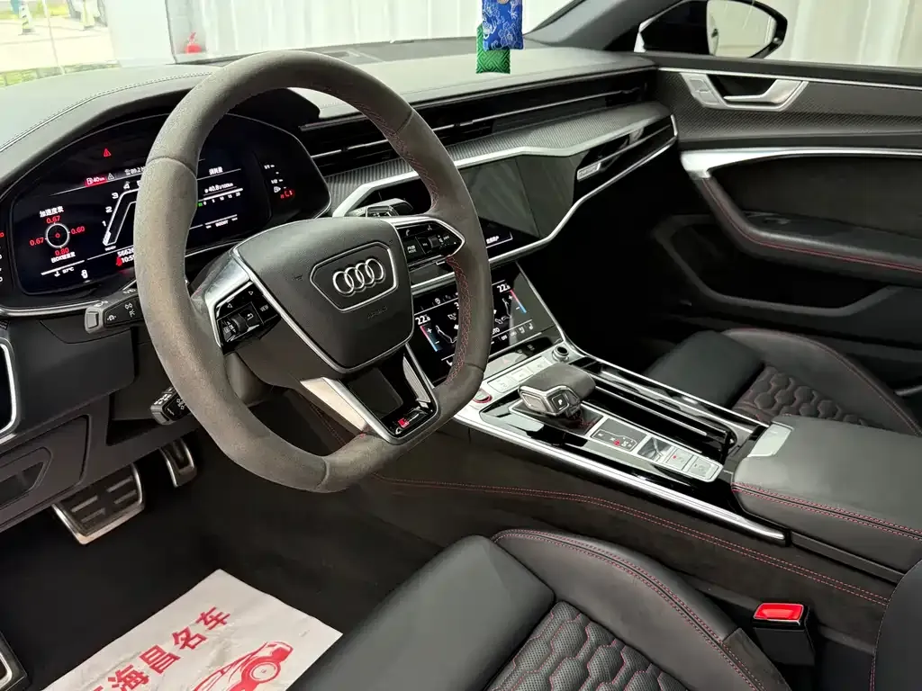 Audi RS 7 2023 из CN, фото 7