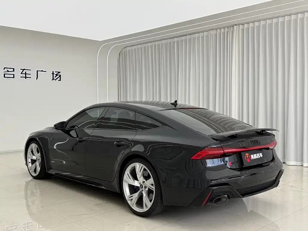 Audi RS 7 2023 из CN, фото 8