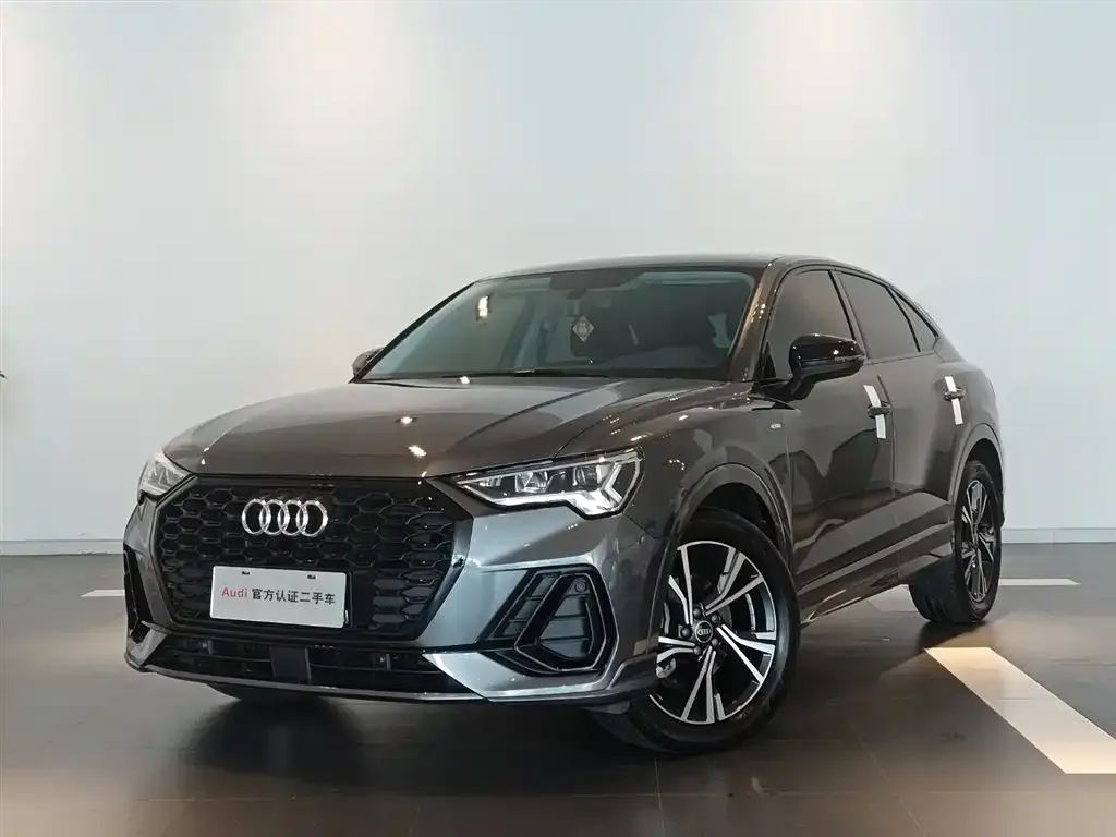 Audi Q3 Sportback — фото 1