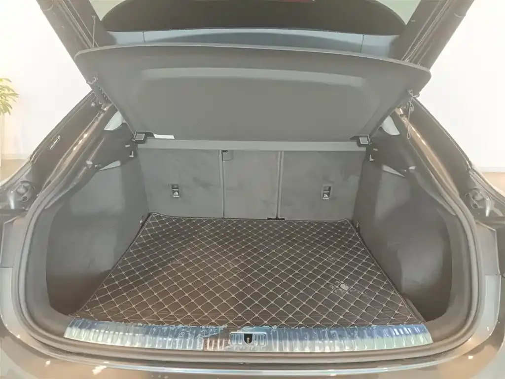 Audi Q3 Sportback — фото 2