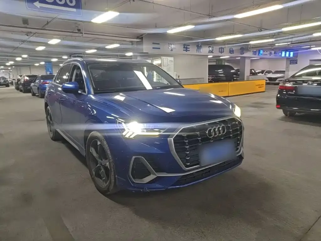 Audi Q3 2021 из CN, фото 2
