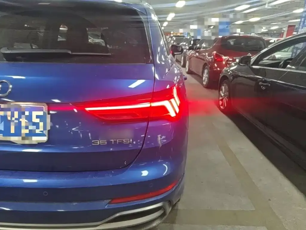 Audi Q3 2021 из CN, фото 9
