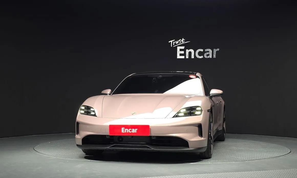 Porsche Taycan 2025 из KR, фото 10