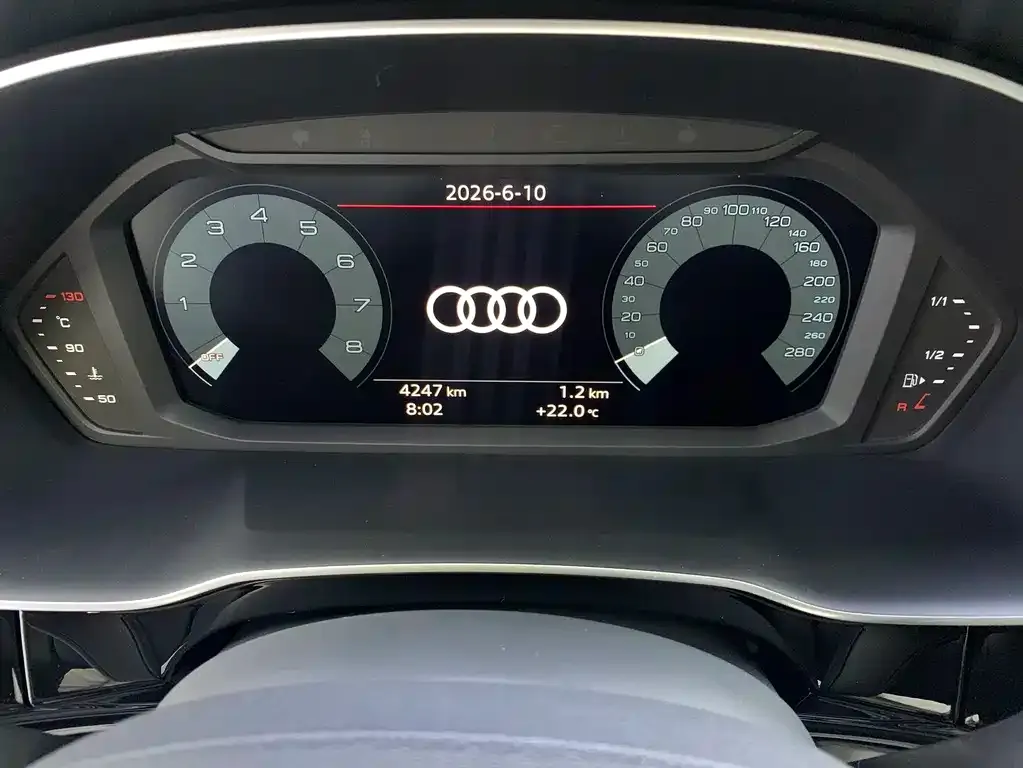 Audi Q3 — фото 2