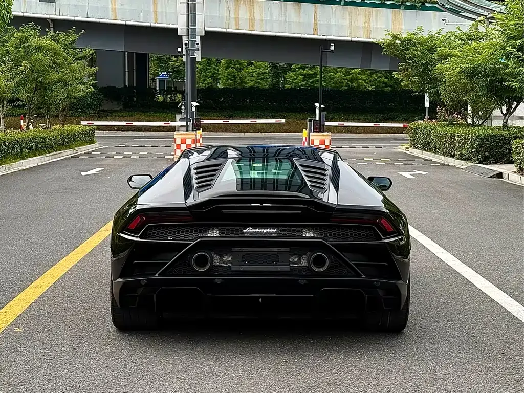 Lamborghini Huracan — фото 4