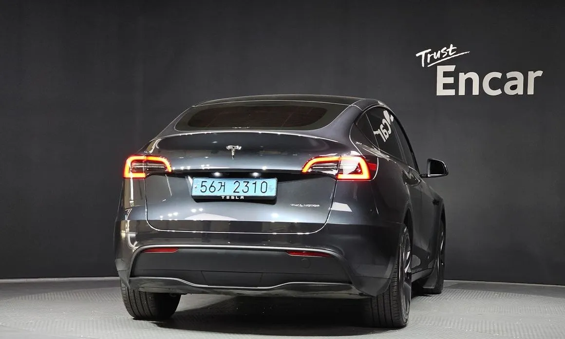 Tesla Model Y — фото 2