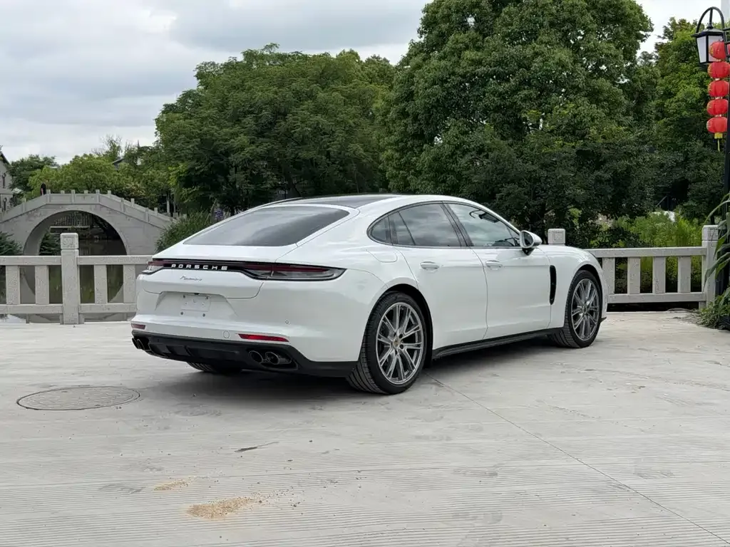 Porsche Panamera — фото 10