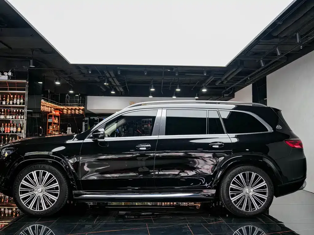 Mercedes-Benz GLS — фото 5